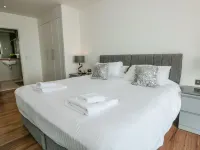 18 Abbey Sands