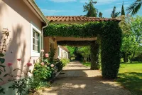 Casa Da Avo Genoveva Hotels near Baloiço do Talegre