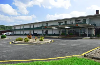 Huntingdon Motor Inn Hotels in 