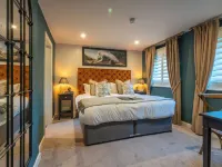 The Northey Arms Hotels in Box