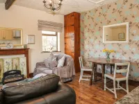 The Cottage at Moseley House Farm