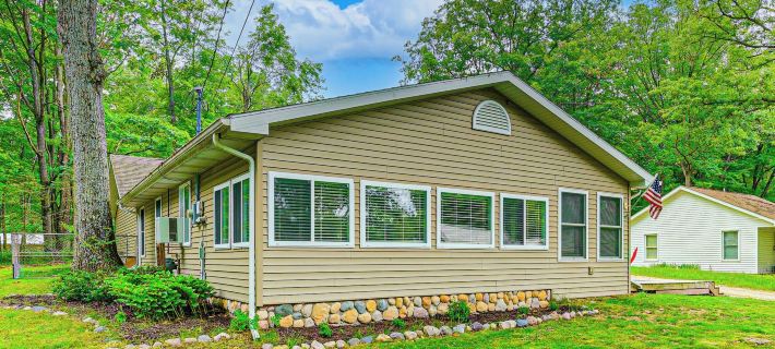 2 MI to the Lake Mecosta Getaway with Fire Pit! Hotels in Mecosta County