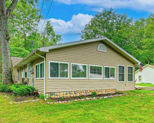 2 MI to the Lake Mecosta Getaway with Fire Pit! Hotels in Mecosta County