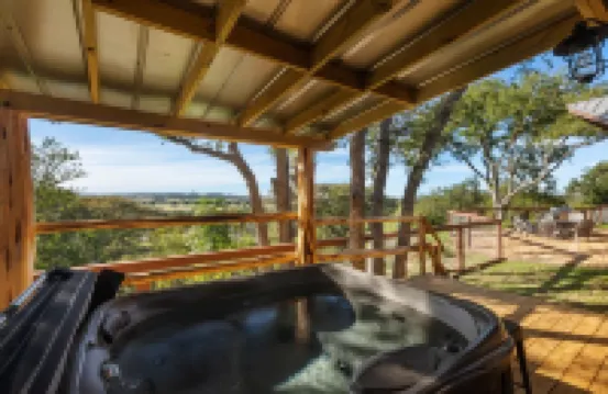 Guadalupe Bluff Log Cabin 4 Bedroom Home by Redawning