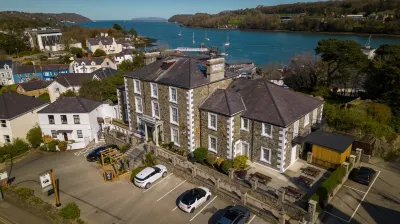 Victoria Hotel by Chef & Brewer Collection Hotel a Menai Bridge