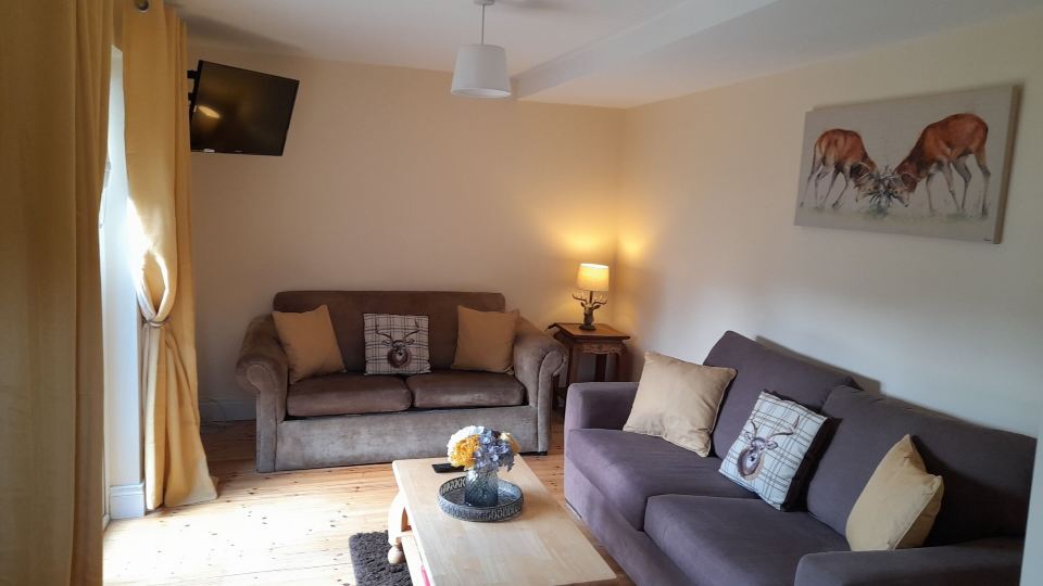 Delphi Cottage