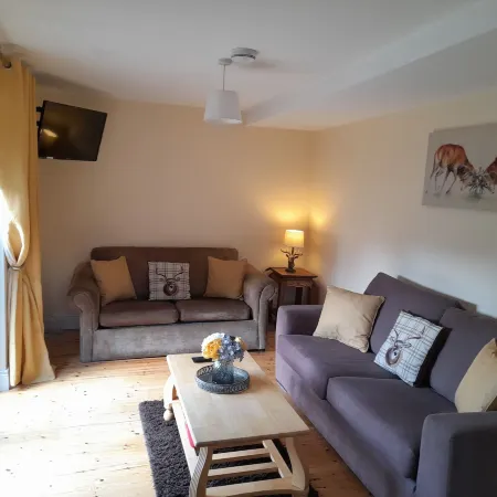 Delphi Cottage