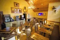 Bearskin Lodge on the River - موقف سيارات