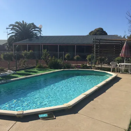 Barham Colonial Motel