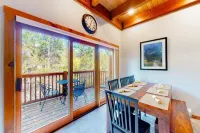 The Seasons Keystone 2 Bedroom in Lakeside Village - 2-Star
