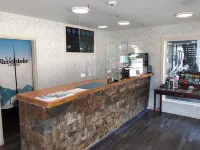 Revelstoke Lodge Hotels in Revelstoke