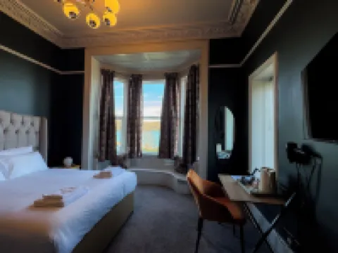 諾米客房和餐廳 住宿飯店