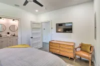 Modern Norfork House w/ Patio on White River! -  Privatzimmer