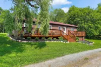 [City] Farm w/ 120 Acres, Mtn & Water Views! - Boutique