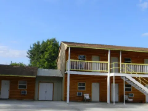 Little Shamrock Motel Hotels in Murfreesboro