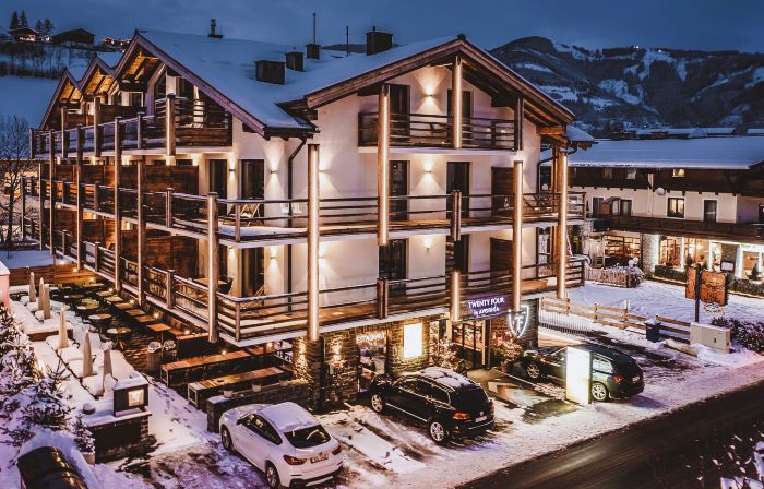 24 by Avenida - Mountain Residence