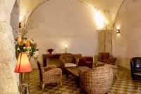 Hôtel du Musée Hotels in Fourques