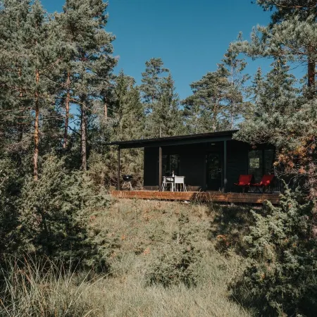 Mavens Kustnära Stugor