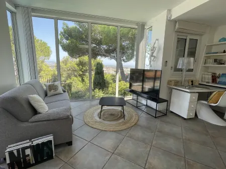 Avec vue et Près des Grands Buffets