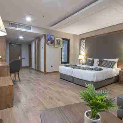 United Hotel International Rooms