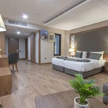 United Hotel International Hotels near Mvog-Betsi Botanical Zoological Garden