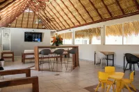 New Acapulco Retreat Garden Pool & Gym