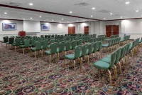 Hampton Inn Woodbridge Hotels in Middlesex County