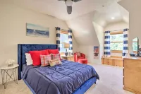 Steps to Lake: Cabin w/ Deck in Lake Arrowhead - شرفة