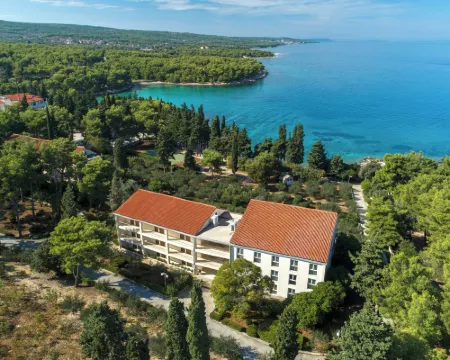 아미네스 비발 카사 벨라리스 수페타르 호텔