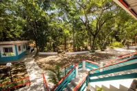 Falling Leaves Lodge Hotels in San Ignacio