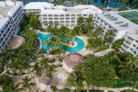 The Lago Mar Beach Resort and Club Hotels near Ann's Florist and Coffee Bar