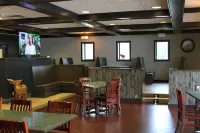 Greenwood Inn & Suites - breakfast