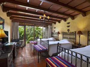 Hotel Atitlan