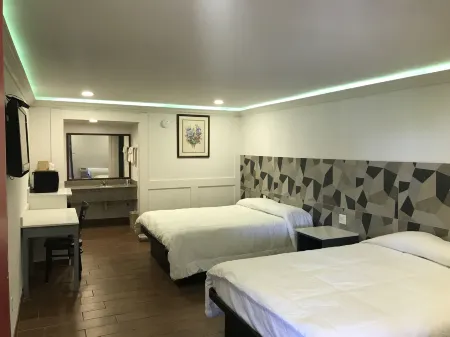 Star Inn Hotel Sea World