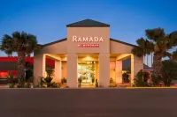 Ramada by Wyndham Del Rio Hôtels à : Del Rio