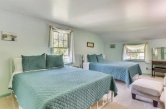 1 Mi to Dtwn Salem: Apt w/ Garage Access! فنادق في 