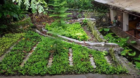 Centro Bajo Hotel & Resto Отели в г. Macang Tanggar