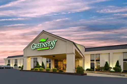 Greenstay Hotel & Suites Central