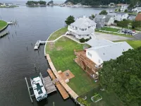 Sunset View-Dog Friendly with Pool/Tennis! Hotel dekat Waterfront Boardwalk