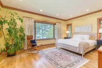 Goldilocks by AvantStay Luxury Waterfront Home