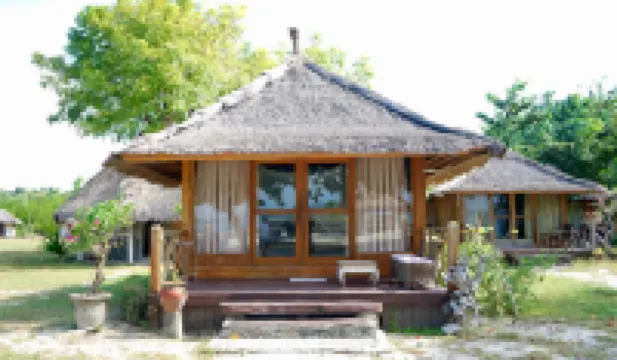 Thamarind Resort Gili Gede Hotel berhampiran Desert Point