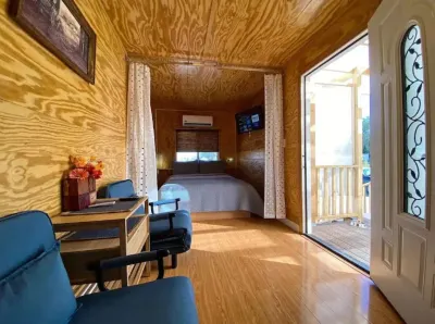 Sun Tiny House A Near Frontsight and Death Valley 쉐리스 랜치 브로델 주변 호텔
