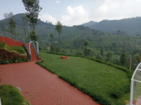 ヘブンリー ヒルズ