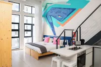 Mojo Hotel & Market - Balkoner