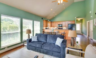 Tranquil Tool Home on Cedar Creek Fish and Kayak