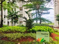 2Bedrooms Apartment Springlake Smb City Light View Hotels in North Bekasi