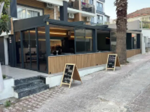 Ada Park Hotel Hotels near Ladies Beach