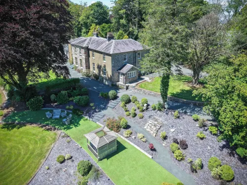 Cilrhiw Country House - Princes Gate Hotels in Narberth