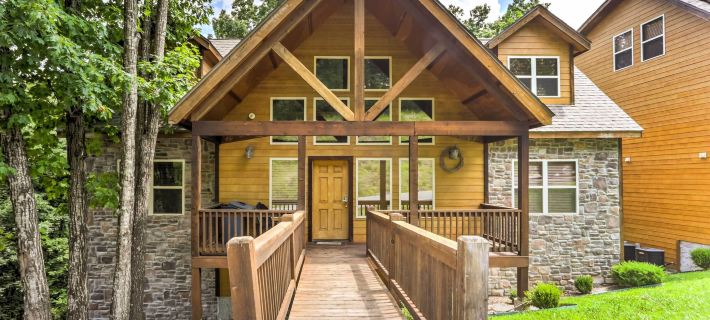 Branson Home w/ Game Room, Near Silver Dollar City Hotels in Indian Point