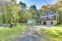 Glen Spey Cabin with Deck 1 Mi to Mohican Lake! - 3-Star